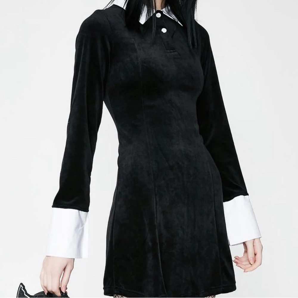 KILLSTAR Addams velvet dress black long sleeve white collar and cuffs xxl